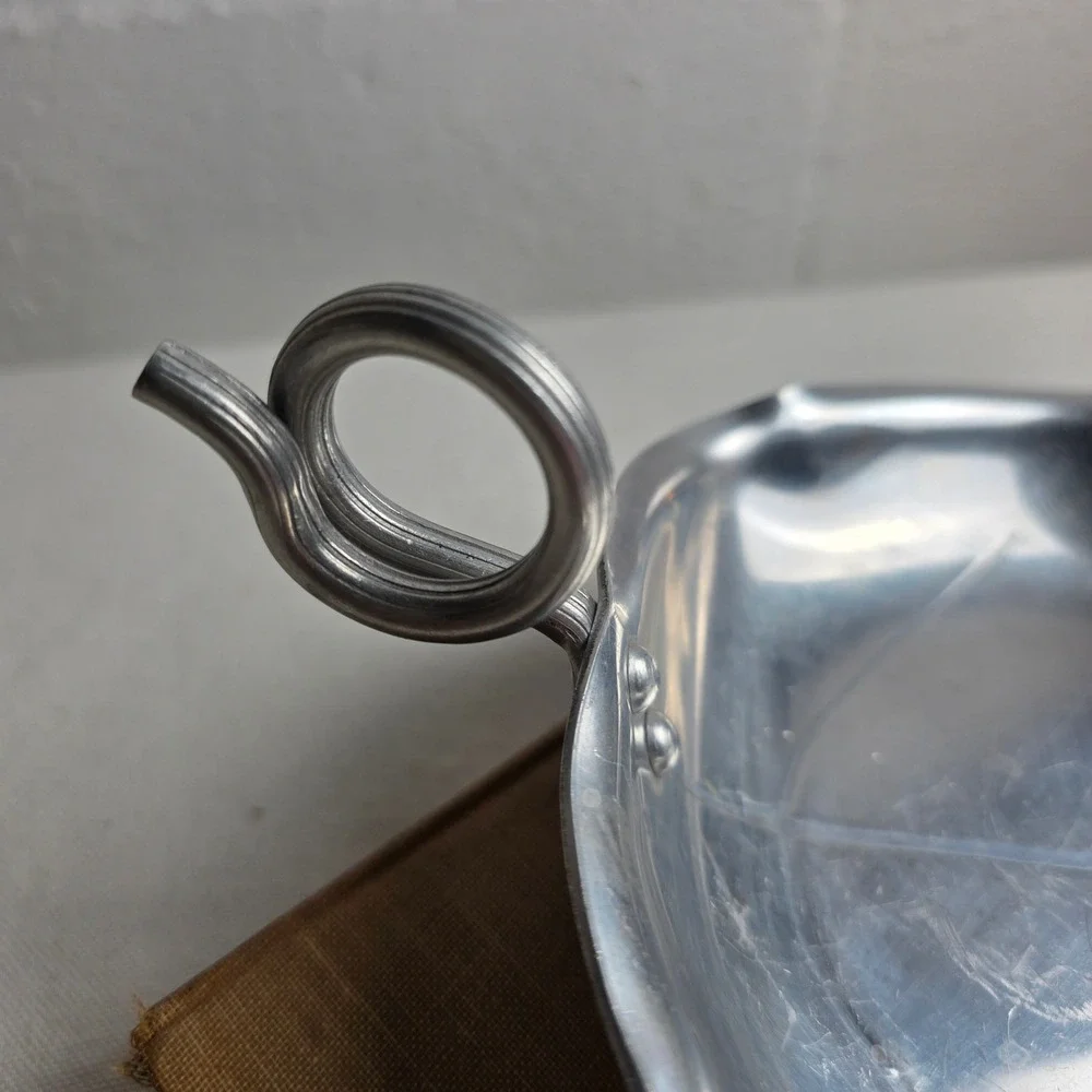B.W. Buenilum vintage hand